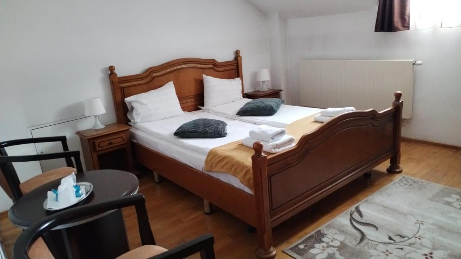 Pension Happy Day - Motorcycle Friendly Sibiu Exterior photo