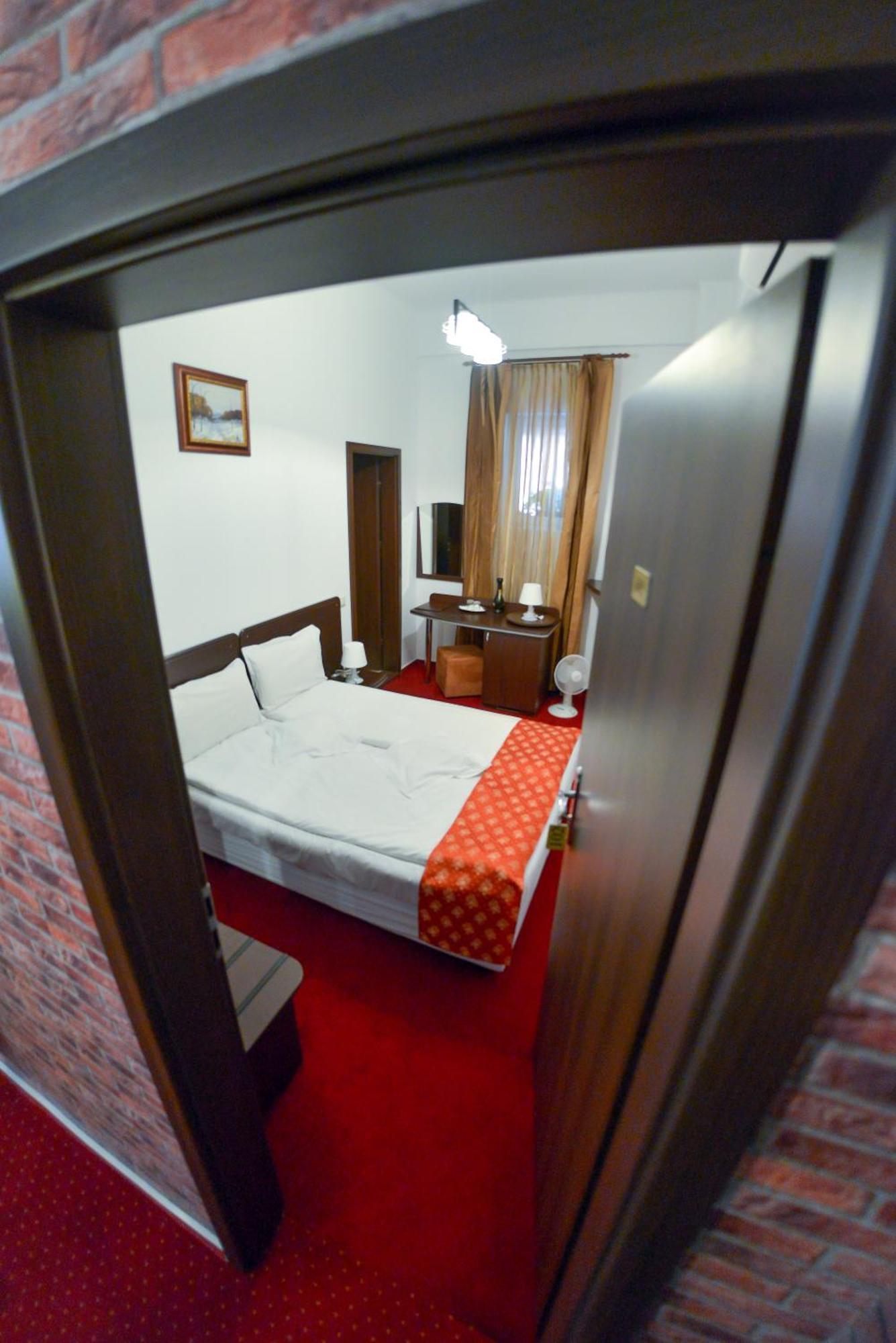 Pension Happy Day - Motorcycle Friendly Sibiu Exterior photo